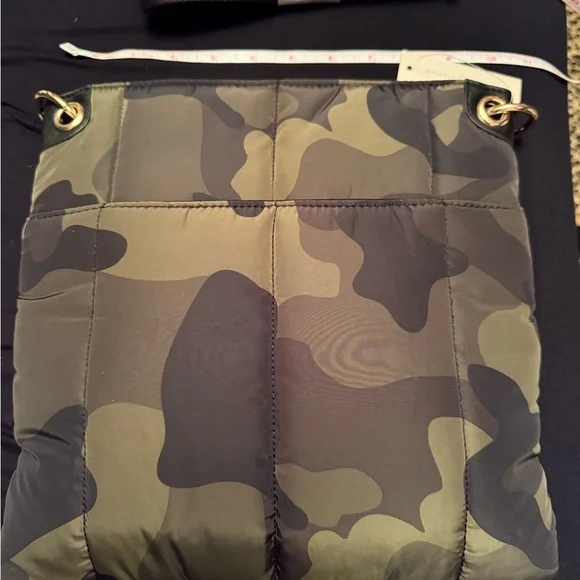 CL by Chinese Laundry Camouflage Crossbody Bag with Orange Accents - Picture 2 of 4